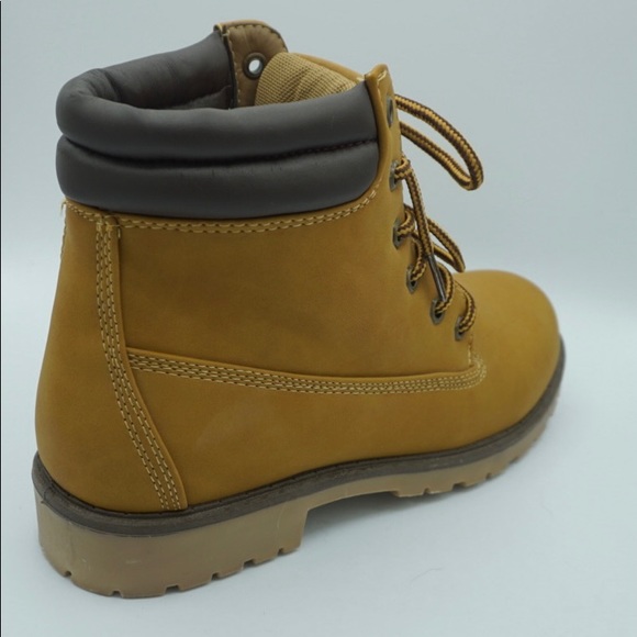 Tan Boots - Picture 2 of 6